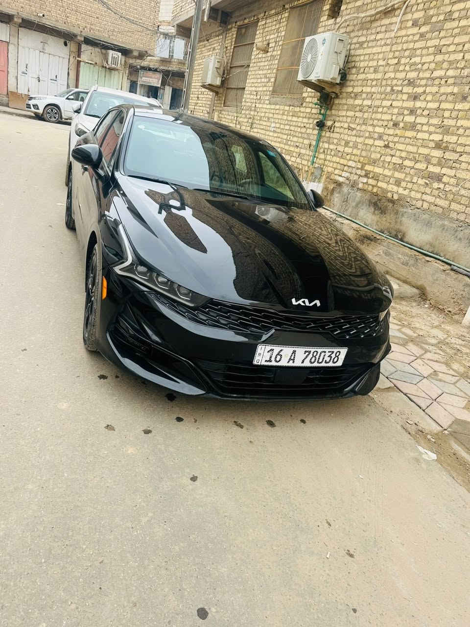 السلام عليكم كي فايف موديل 2024 اسود 
مواصفات جي تي لاين فوول للاخير
بجم كبس ... بدون ايرباك ... 
حادثها فقط جاملغ خلفي ايسر 
1600 تيربو 
مواصفات 
بانوراما 
بصمه
كشنات تدفئة 
استيرن تدفئة 
شحن هاتف لاسلكي 
قياده ذاتيه ؏ الخطوط السريعه
هاند بريك بصمه
تشغيل عن بعد 
مثبت سرعه 
نضام ABS
مانع انزلاق حساس أطارات 
بك لايت ليد
شاشة
كامره دواره
الاسلكي 
شاشه اعطال
ويل كورم لونين
رادار جانبيه
مراقبة النقطة العمياء
رادار الخطوط البيضاء 
اشاير بالمري 
كشنات جلد احمر
مقعد للسائق قابل للتعديل كهربائياً
لايتات ‏3 عدسات 
نضام قياده أيكو + سبورت +سمارت +نورمال
بلوتوث + aux + usb
فول تحكم ستيرن
كير أوتو + عادي
ئوتو بريك 
‏ ‏الخريطة
ستيرن حرف. Led D +  زينون
توقف ذاتي عند الرجوع
صندوك بصمه
‏AUTO HOLD
تصميم خارجي رياضي
نظام الملاحة
مصابيح خلفية LED
مصابيح ضباب LED
لاسلكي Android Auto 

  
السعر: 168 $
الرقم ‭*********** 
اتصال او واتس اب

مكان السياره الديوانية قضاء الحمزة الشرقي
