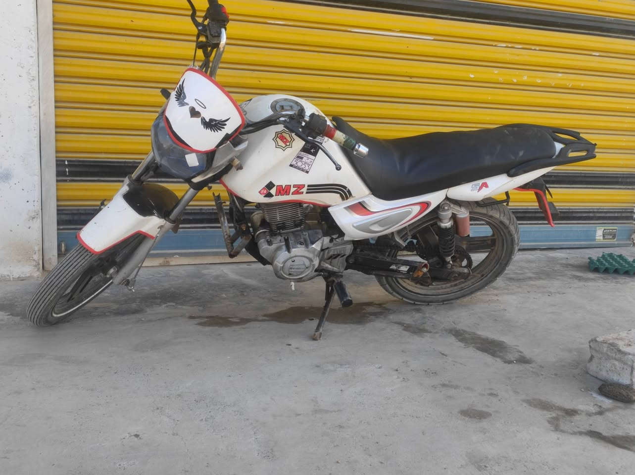 السلام عليكم سنكي 2015
محرك 150حلو نضيف سعره 450وبي مجال للطيبين
الاتصال ***********
