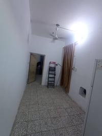 بيت رهن • ٥٠متر • قريب شارع الكفيل