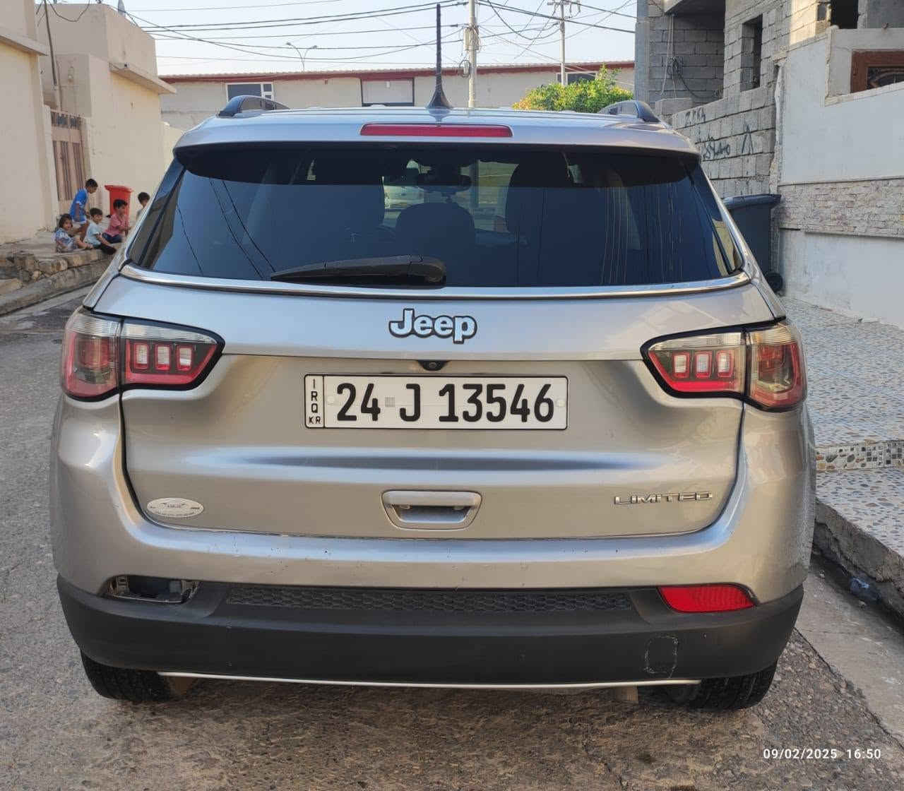 جيب كومباس jeep compass
2021 latitude 
محرك ٢٤٠٠
ماشية 68000 ميل
صور الضرر موجود
تبديل باب الصندوق
تدفئة كشنات امامي
تبريد امامي وخلفي
دفع رباعي 4x4
أربع أنظمة قيادة على مختلف الطرق
تدفئة ستيرن 
تحكم ستيرن
مثبت سرعة
بصمة 
Auto stop توفير وقود
تشغيل عن بعد
برشوت ما مفتوح
مانع انزلاق
سنوية الى 2028
للاتصال *********** دهوك, العراق
