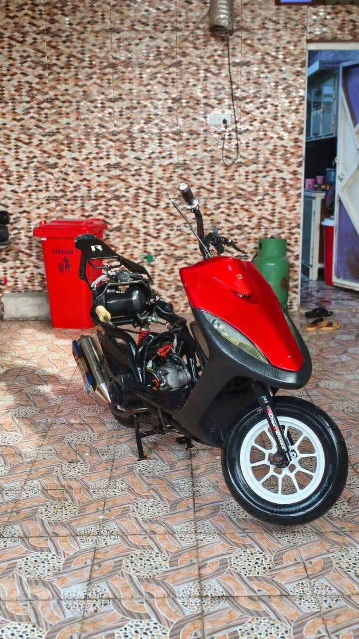 دراجه للبيع ماكس عدله مكينه مفوله شلعه قويه مكان البصره ابو الخصيب الرقم ***********
