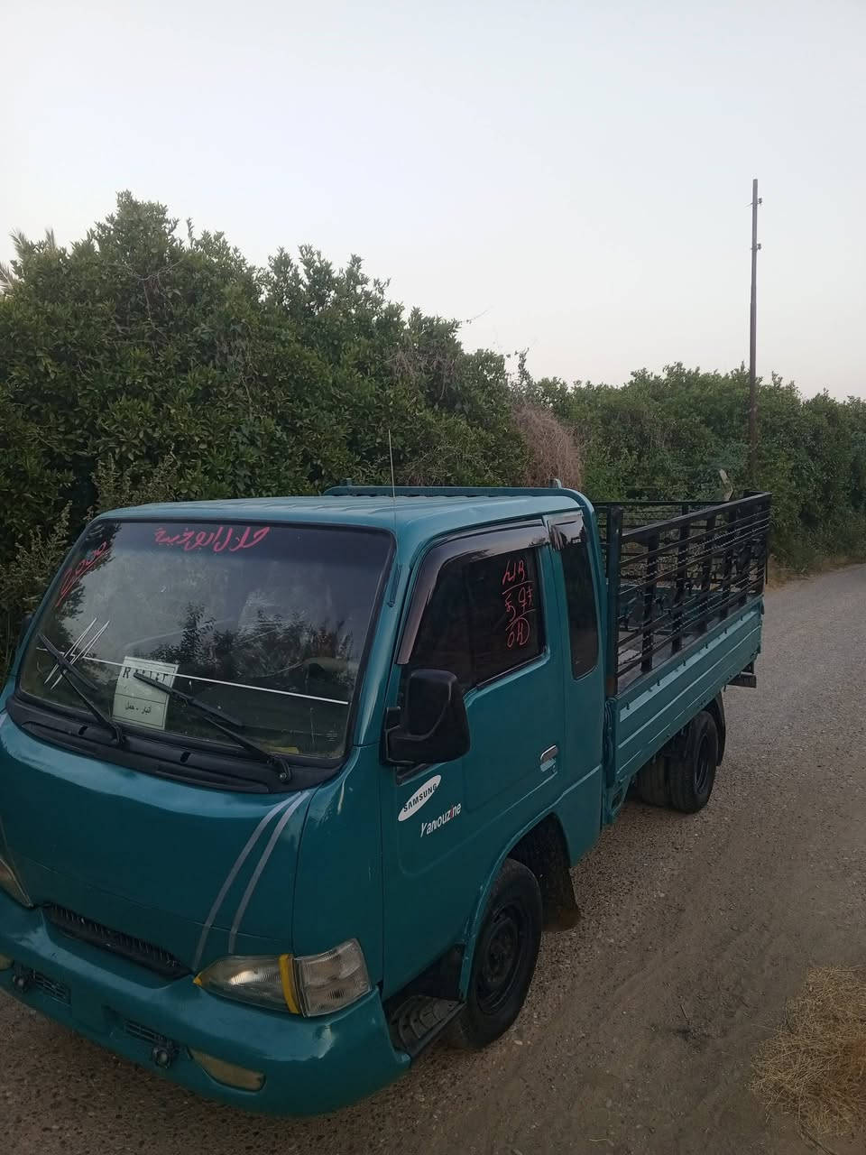 سلام عليكم كيا سا مسوك للبيع موديل 2000كير ومحرك وكسل وشاصي كله مكفولات رقم أنبار ألماني نكليزي سياره مكفوله من كلشي والسعر 38وبيه مجال وهاذا رقمي ***********
