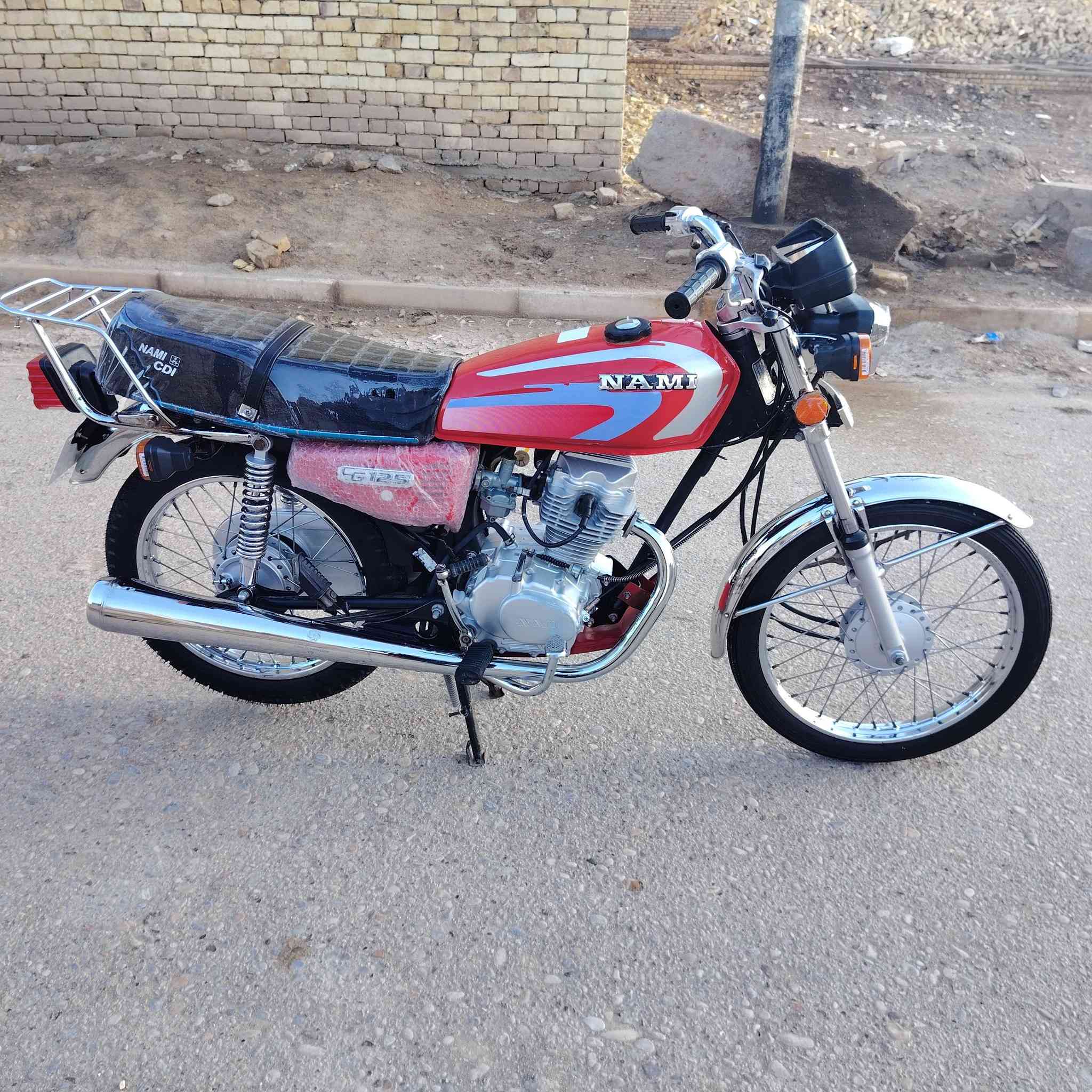 سلام عليكم دراجه  للبيع وراق سيد خلدون صولي  موديل 23 شهر 6 طالعه بل 24 شراي تصل*********** العنوان المجر
