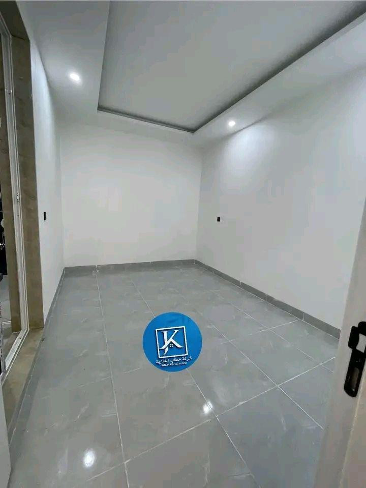 #منزل للإيجار في سةروان مقابل ماركيت بايتخت مباشرة 
*********** موصل, نينوى
