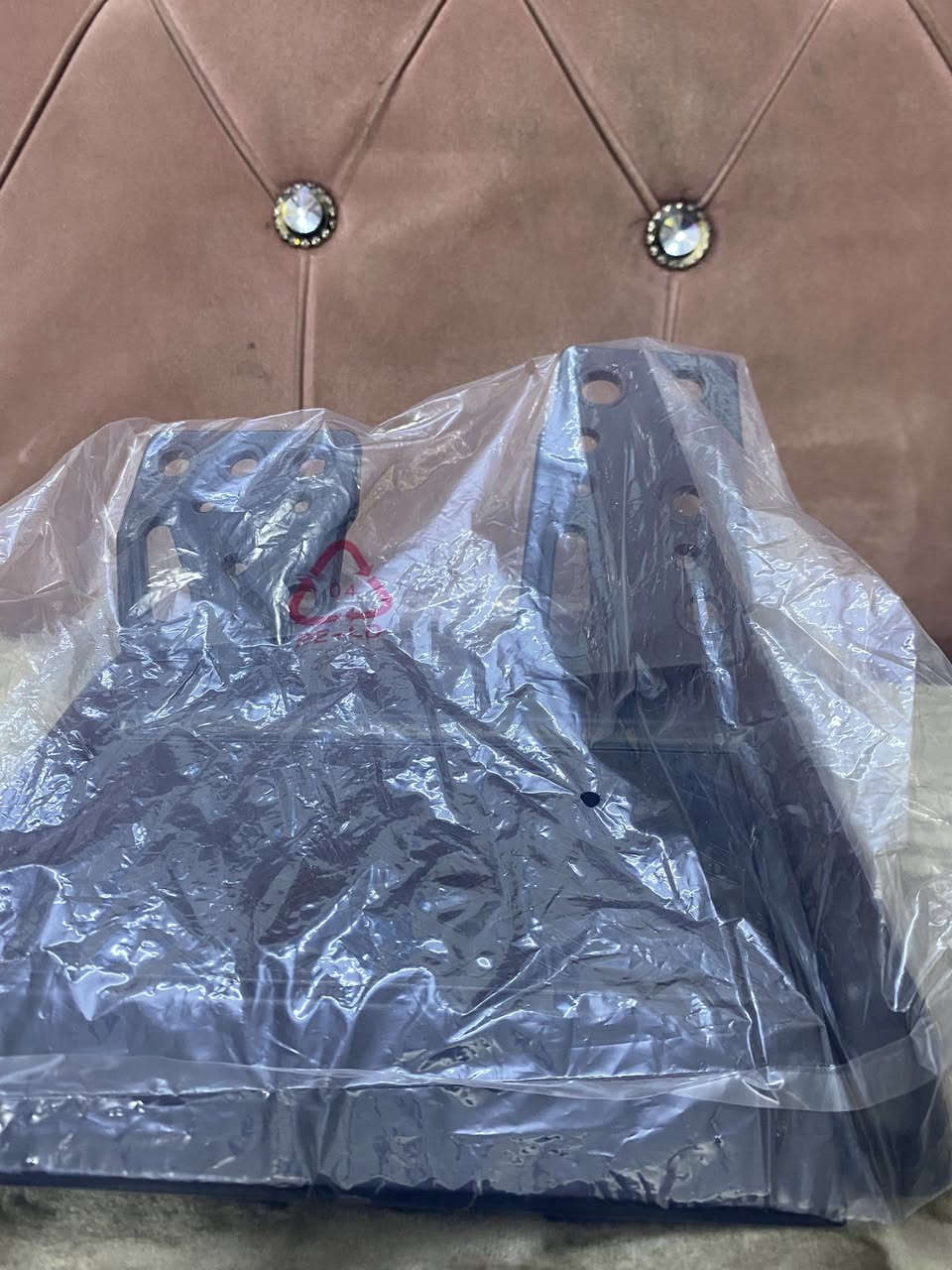 بلي 3جديد بية  21لعبة وهارد كامل مواصفات وية دركسون يشغل بلي2/3/xBox360
بسعر 180بي مجال 
الرقم ***********
