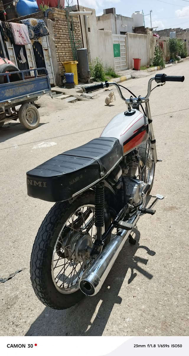 دراجه نامه مكينه ناعمة شلعه ومعدل السعر ٣٠٠  انتصل. عل رقم  ***********
