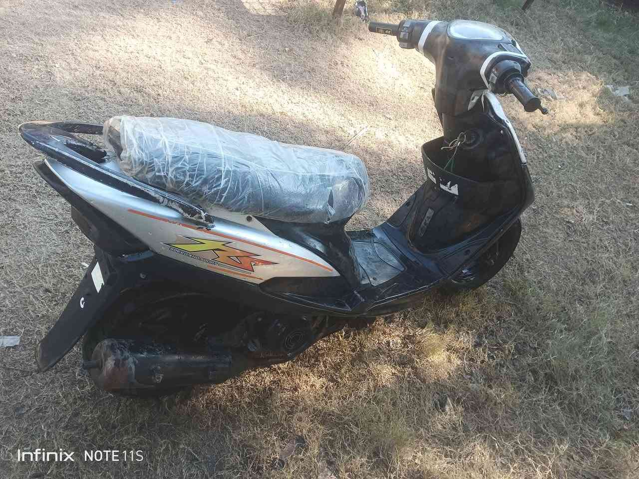 السلام عليكم ماكس عدله للبيع محرك مفتوح بوشه 49 بيهة نقوصات بصيطه سعر 300المايشتري لايخابر ***********
