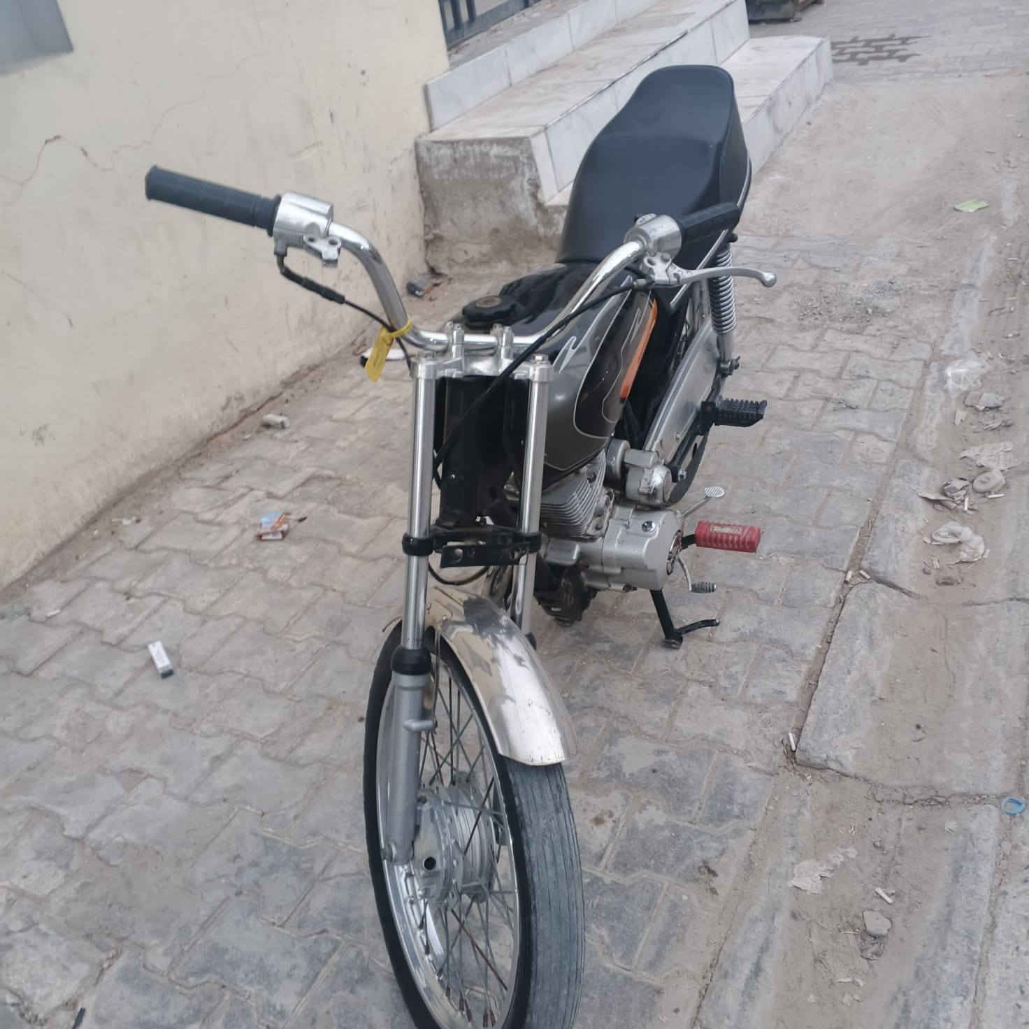 اسلام عليكم أربعة كير كلك بيه مكينه امتيار لا بخار ولا تنقيص جاهزه سعرها 325 وبيها مجال
***********
عنوان حي ميسان
