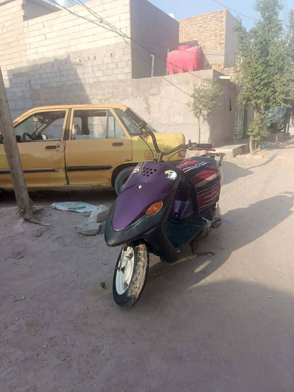 السلام عليكم عندي دراجه بيجي دراجه شغاله خير من الله مكان نجف حي النداء وهذا رقمي *********** سعر 180 بيها مجال
