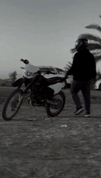 سلام عليكم
الحلوه للبيع ❤️

قفاز 250cc
نضيفه مكينه ما مفتوحه
شرط انطيك شلعه و معدل تشك الكاع

الموقع بغداد الدوره
للأستفسار اكثر
هـ ***********
متوفر واتساب
