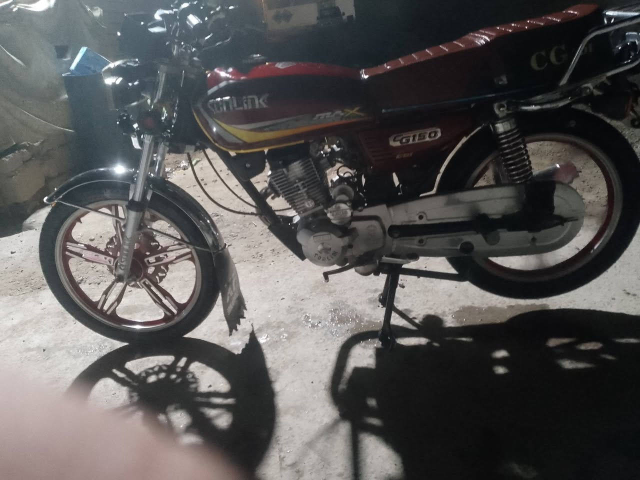 *سلم عليكم دراجه البيع كاشي ما بيه كله شغال وكلشي ما* عيزهً ديل 2022محرك2023مكا ن سامراء الأن  الدراجه 
 الرقم *********** 
نكره سلف منفيس موجود.  السعر 475 بي مج
