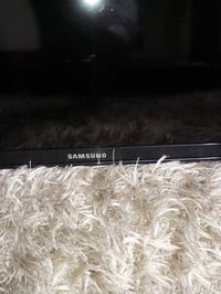 بسم الله سامسونك ٤۳ سمارت بو فروشتن به س وای فای ئيش ناكات به كيبل كار...