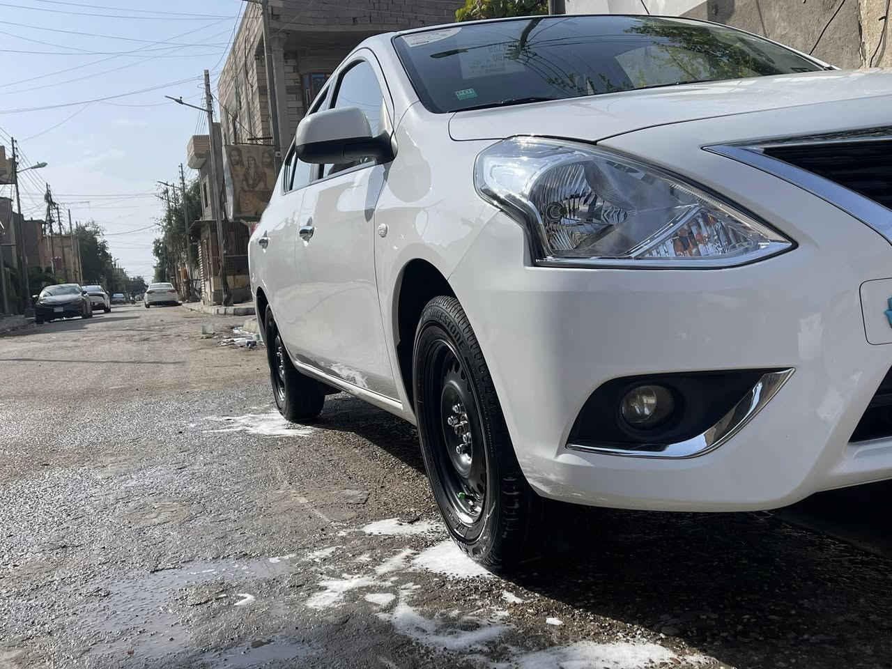 نيسان سنّي  هندي  مديل 2024ا ام البليتة الزركه
ماشيه 39 الف فول شاشه تحكمات استيرن
سياره بيهه بارد جاملق الخلفي بارد خفيف وباب بي هم شوي بارد والباقي كفاله مكينه وكير كفاله بكان السياره البصرة الكزيزة
السعر 120 وبيه مجال قليل رقم الهاتف ***********
