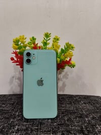 ايفون للبيع السعر خاص 07829313658