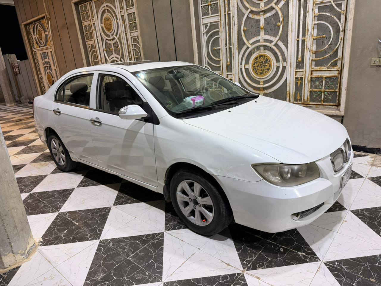 يالله/اليفان موديل 2013  رقم واسط شرط التحويل محرك وكير مكفولات كهربائيات كله شغاله تخم تاير جديد صدر جديد داخل صاج شاشه كبيره كامره دواره سياره جديده ومابيه أي نقص غرفه جديده حيييل سونار مرفق ب المنشور هس توني مسويله أدامه كامله سياره مديومه من الدعاميه ألى الدعاميه/كير عادي/  تفاصيل أكثر أتصل *********** و***********   السعر 52  وبيه مجال حق الجيه  العنوان واسط قضاء النعمانيه  أخوان الله يرحم والديه ألي يشوف السعر غالي أو مايناسبه يعبر المنشور أو يعلق بكلمه طيبه مثل أخلاقه الطيبه والرزق على الله
