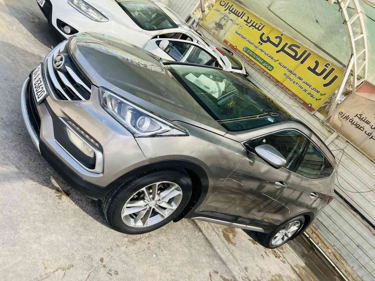 للبيع سنتافي موديل 2017امريكي مكينه 4تيربو سياره فول فول للخير بعد معروفه موصفات الفول كل موصفات بيه سياره جديده رقم شمالي تحول موباشر بسم المشتري سياره بيه بس قطعه وحده فقط البنيد بدون داخل شرط سياره نضيفه ستخدام شخصي ماشيه 189كيلو متر سعر سياره 145ترهم مراوس مكان سياره ديوانيه ***********
