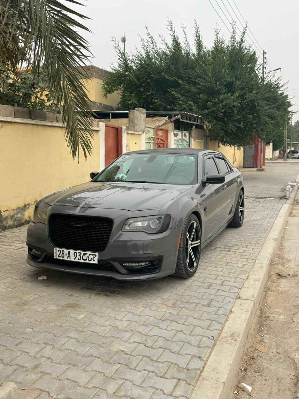 🚗 للبيع – كرايسلر 300 موديل 2019
📍 المحافظة: كربلاء

🔹 اللون: إسمنتي 
🔹 المشي: 74 ألف كم
🔹 المحرك: 3.6 V6
🔹 القير: أوتوماتيك
🔹 الحالة: نظيفة جدًا – جاهزة للفحص

🔧 التزويد:
 • سحب هواء رياضي (Cold Air Intake)
 • ثروتل بودي معدل
 • دعامة توازن علوية
 • التزويد شغل نظيف ومرتب، بدون ضغط على المكينة

🛞 جنوط رياضية
✔️ استخدام شخصي /***********
