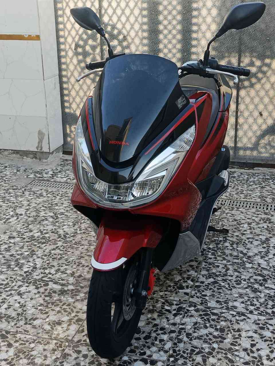 سلام عليكم بي سي إكس جيل الثاني
وارد ياباني جي إف دراجه بحالت الوكالة فول نضافه
خمسينيه دبل خلفي أحمر فج احمر ماشيه 40الف 
حساس زدحام ستان حساس درجه خير من الله 
سكن بغداد حي النصر   ***********
