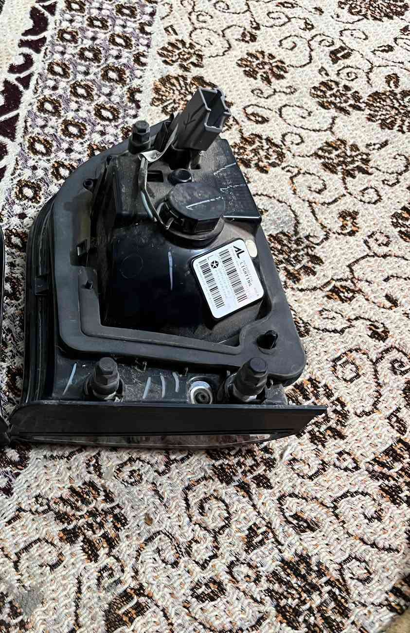 متوفر القطعه اليسار فقط
اصلي تفصيخ السعر 55 مع التوصيل
***********
