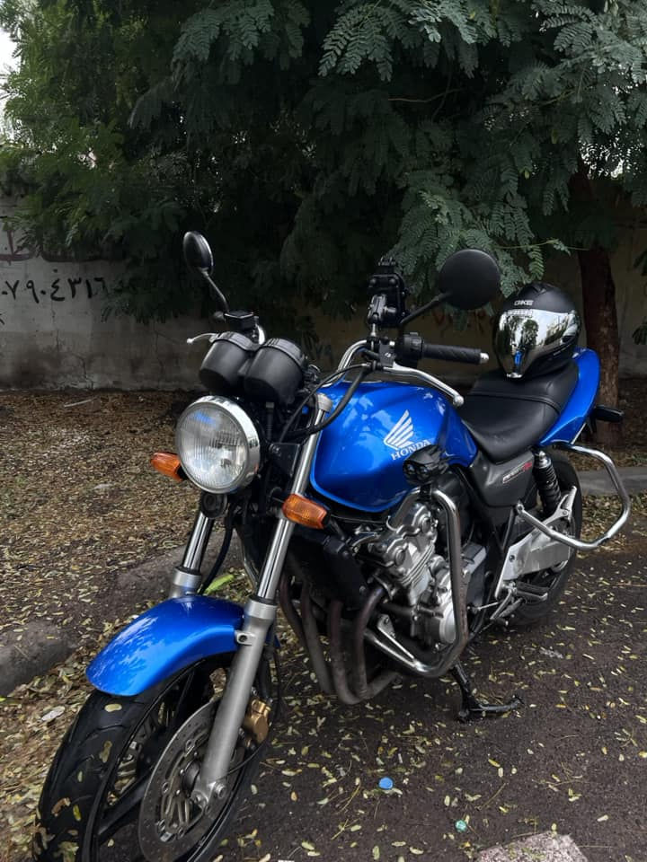 السلام عليكم
اللهم صلي على محمد وآل محمد 
اعادة نشر بسبب الوعود الكاذبه
CB400 موديل 2016 هايبر
للبيع 
مكفوله كفاله عامه اوراق فقط لا كمرك ولا رقم
المكان بغداد 
للاستفسار *********** متواجد على الواتس اب
