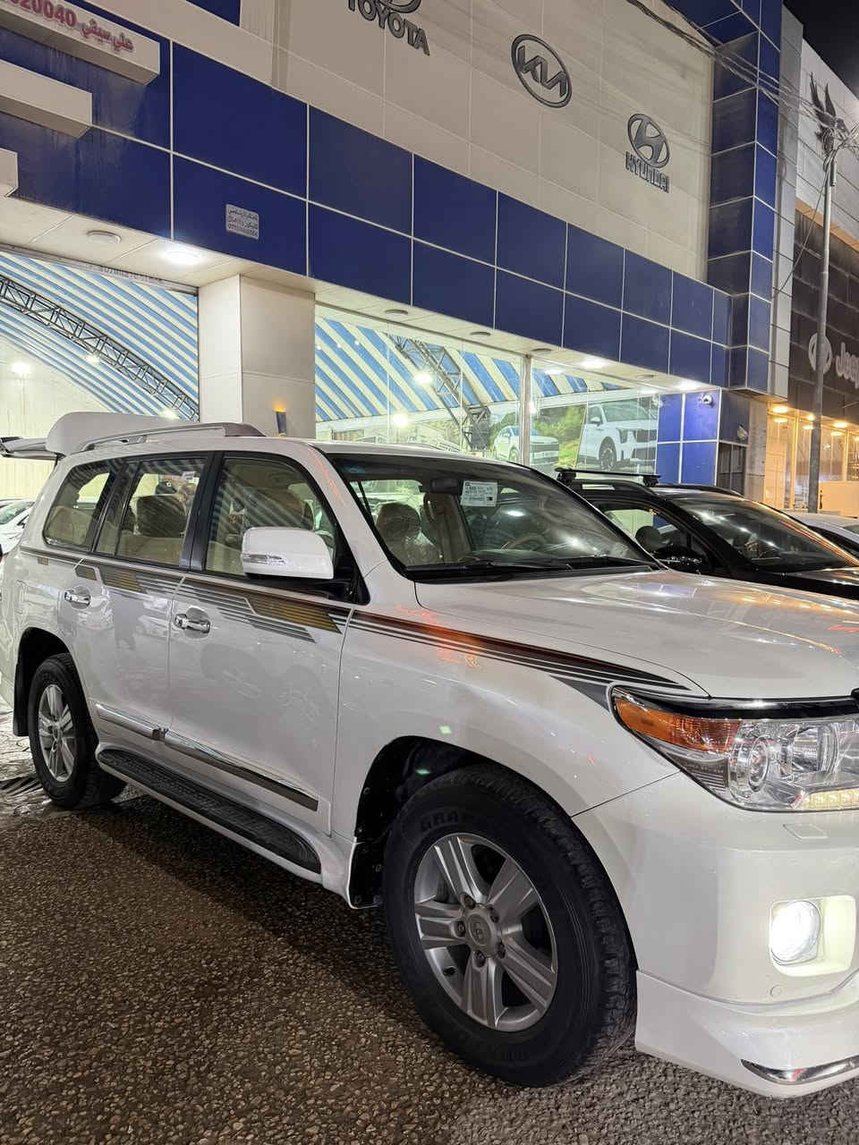 سلام عليكم لاندگروز موديل 14 فطيميه 6 سلندر ماشيه 150 جدديييده كلش بصمات ثنين كفاله عامه سونارها مرفق بلمنشور  رقم بغداد جديد سعرها 392 وبيها مجال مكانها حله للاستفسار :- ***********
