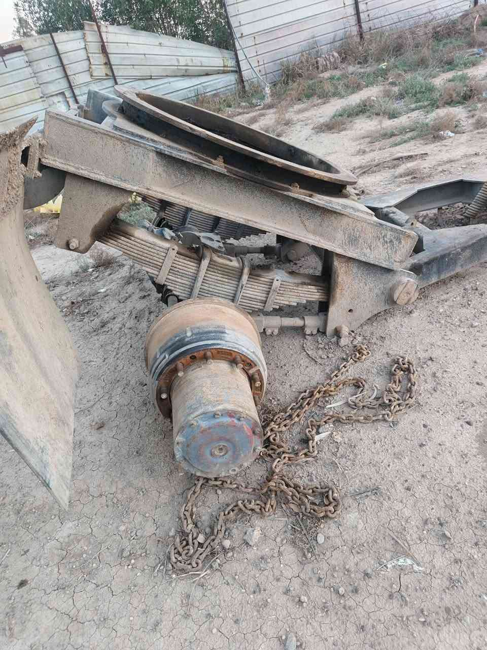 السلام عليكم كرسي للبيع السعر ١٠   ***********
