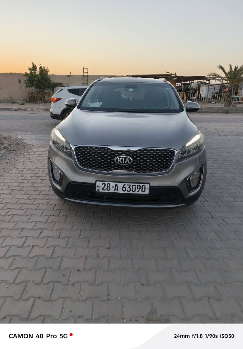 للبيع أو المراوس حسب القناعه سورنتو ٢٠١٧ قطعتين صبغ وشويه بالجملغ الخلفي بدون إرباك بدون دواخل ماشيه ١٣٥ مكينه 4 وكير مكفولات السيارة 7راكب قطعتين تبريد تدفئة كشنات استخدام شخصي بأسمي السياره السعر145بيه مجال النجف الاشرف 
***********
