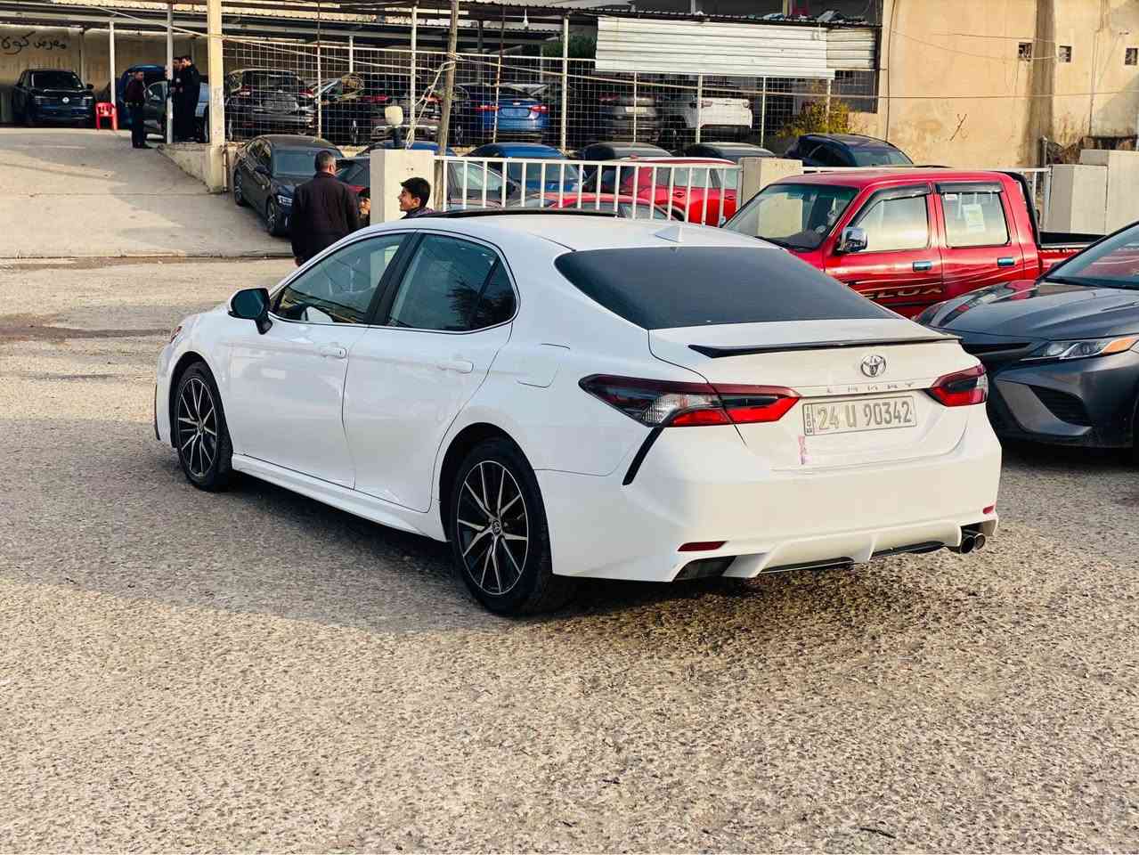 تويتا كامري 2023 بس جملغ صبغ بدون دواغل مواصفات SE سعر230 مكان سياره عقره *********** أربيل, العراق
