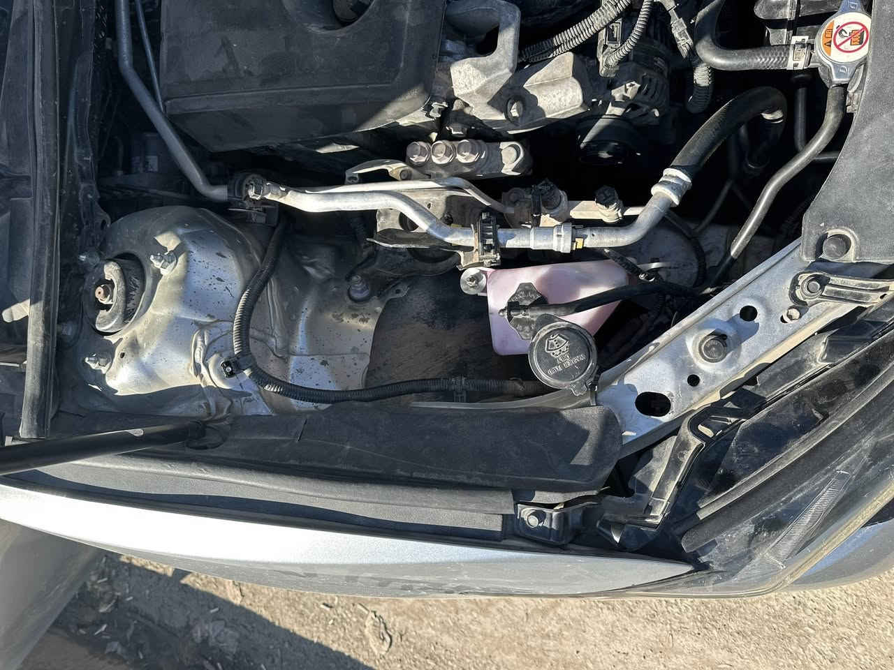 سلام عليكم كامري 2022مريكي 
ضررها جاملغ اوًبنيد اوً جاملغ صابغي توحيد لون 
ماشيه 100وقابل لزياده 
رقمً اربيل بسمي تحويل ثانيً يوم
مكان لسيارا ديالئ بعقوبه 
لسعر 185وبيها مجال
***********
