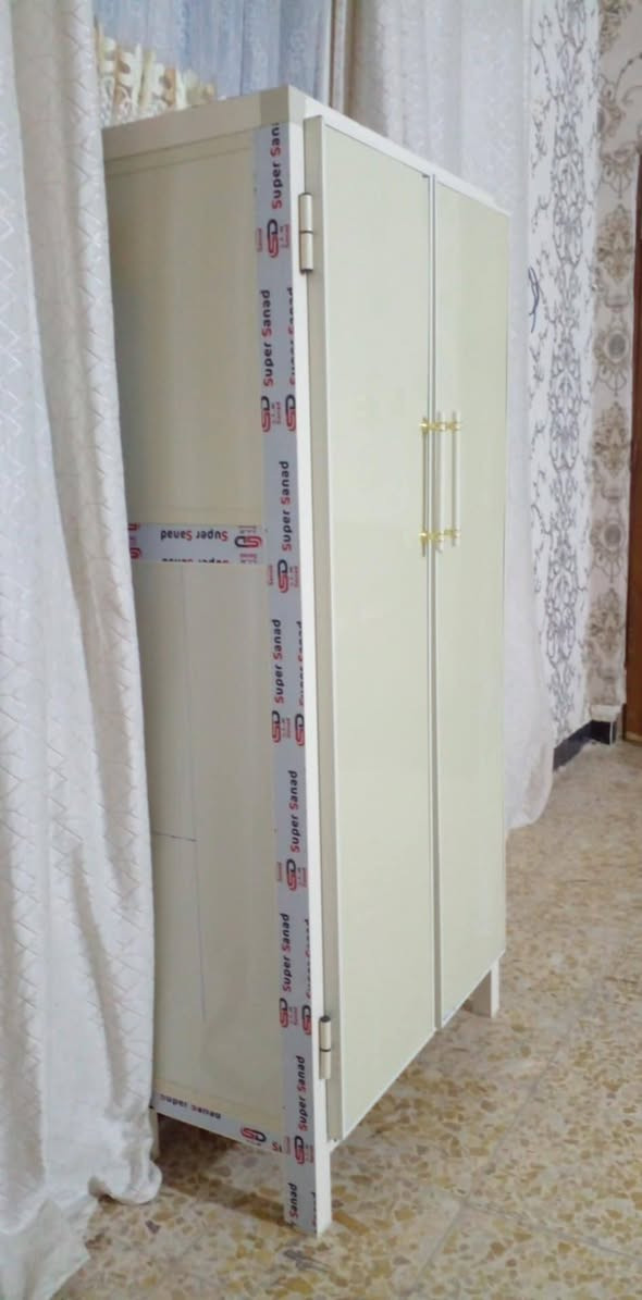 السلام عليكم شغل جديد جزامه القياس ارتفاع مترونص والعرض ٧٠ والنزال ٣٥ السعر ع الخاص اذا شغل ماعجبك يرجع يوجد توصيل داخل ميسان مستعدون تصليح كاونتر قديم للاستفسار مراسلة الصفحه او اتصال ع رقم وات ساب  ***********
