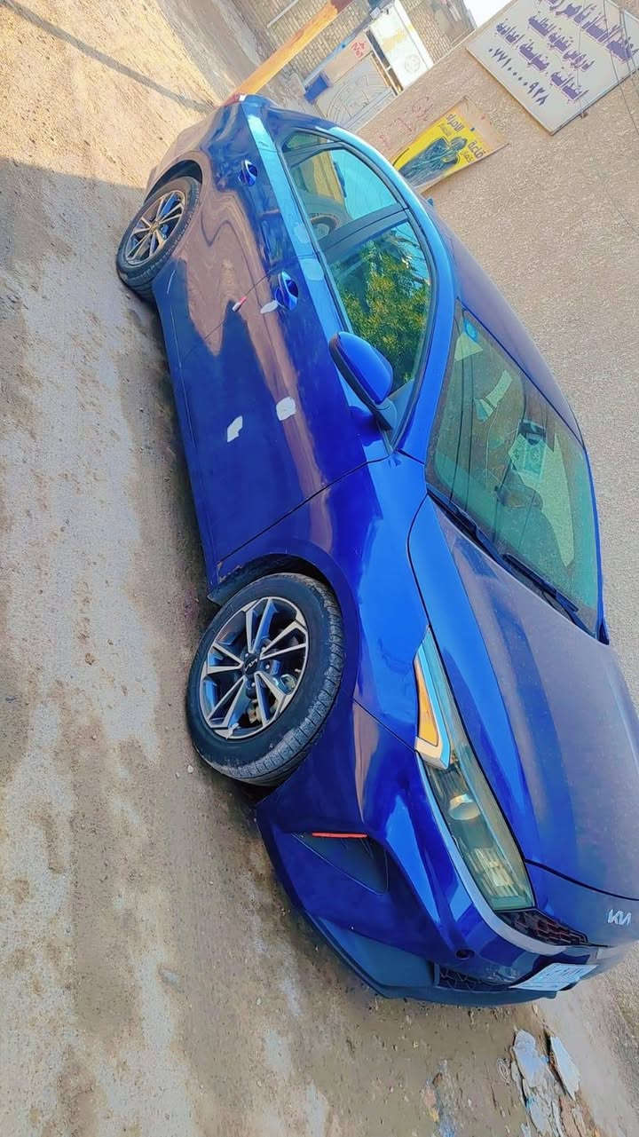 السلام عليكم كيا فورتي موديل 2022
رقم بغداد معوقين المعوق بنيه زغيره 
وارد امريكي خلفي ومضروبه عندي بل عراق بل بجم موجوده صورة الضربه ومصلحه كير ومحرك وتبريد والكهربائيات خير من الله واي استفسار اني حاضر  السعر 120 وبيه مجال  العنوان بغداد ***********

