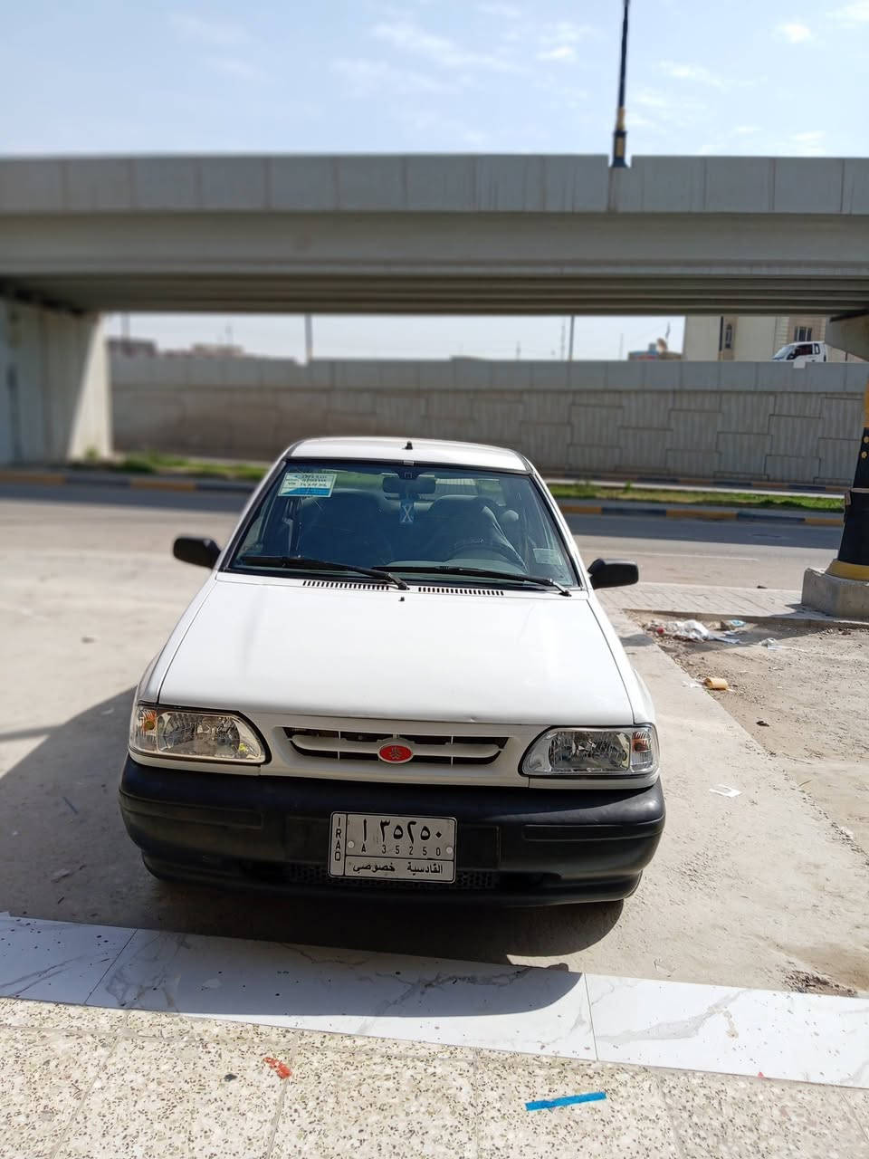 السلام عليكم ورحمه الله
سايبه للبيع موديل 2014
سياره بلاديه خير من الله مال جناي
مكفوله من الضربه والصبغ 
للأتصال
***********
***********
***********
