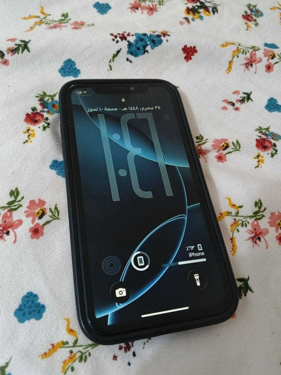 للبيع: iPhone 11 (لون فيروزي مميز) 🩵

الذاكرة: 128 
الإصدار: شرق أوسط (AA/A) مو باله ولا أوربي 
الشاشة: مستبدلة نوع (GX) 
البطارية: مستبدلة نوع (ليون) ونسبتها الحالية 99% 
الملحقات: كفر ماك سيف (MagSafe) + كيبل شحن أصلي.

الكاميرات أمامية وخلفية الاتصال الصوت الواي فاي الفرمتة والتحديث كله مكفول وشغال 100%

نقص وحيد شريط الدكم مقطوع اثر وكعه مثل ما واضح بالصوره (تقدر تأخذه على وضعه الحالي وما يأثر بشيء لان مسوي اختصارات تغنيك عن الدكم أو إذا تحب أنا أستبدله إلك بـ 15 ألف فقط)
السعر: 150 ألف 
الموقع: ذي قار - قضاء النصر.
للتواصل: مراسلة خاص أو الاتصال على الرقم ***********
