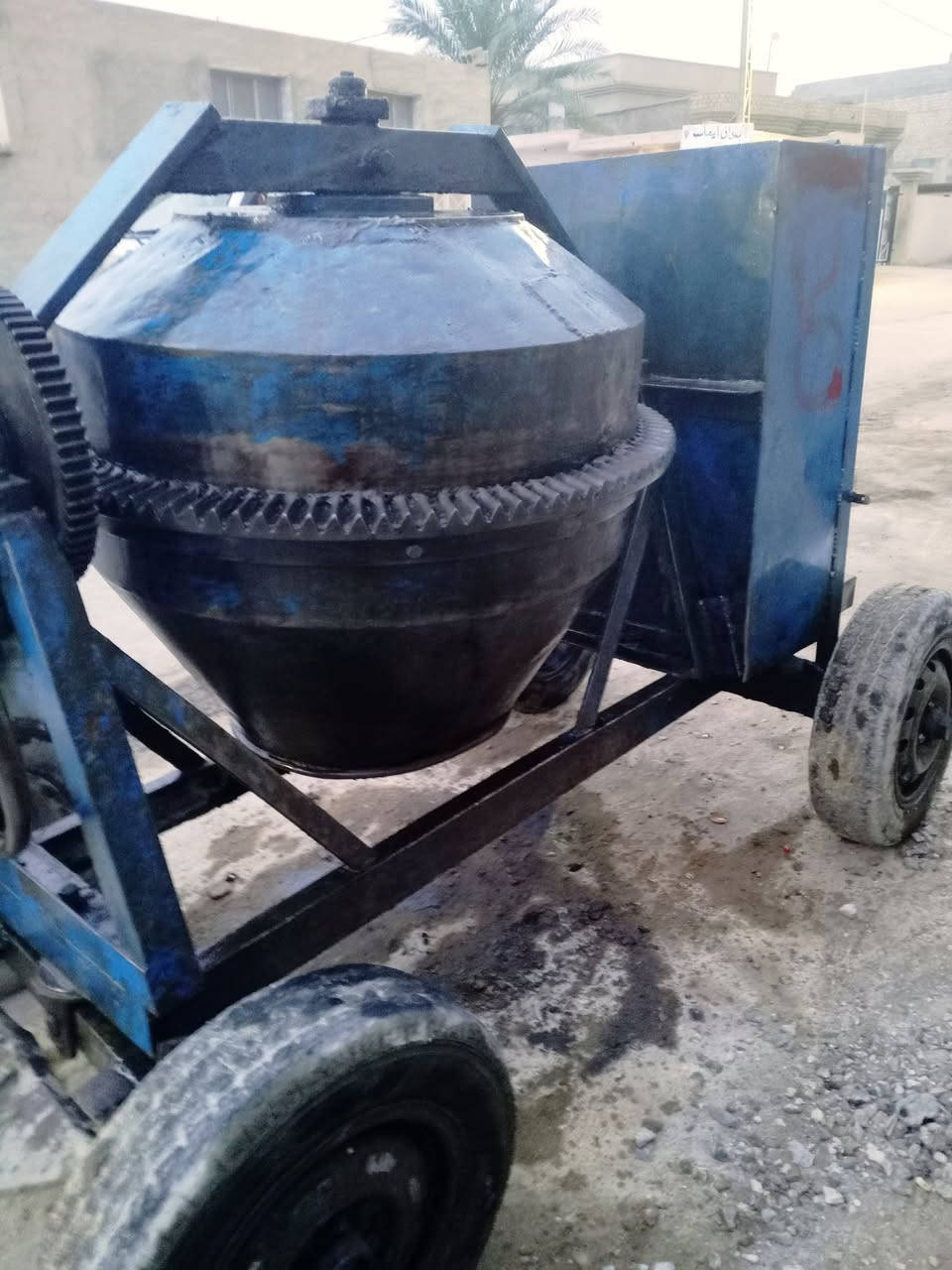 سلام عليكم خباطه لبناني للبيع السعر (مليون) العنوان الأنبار قضاء هيت للستفسار ع وتساب ***********
