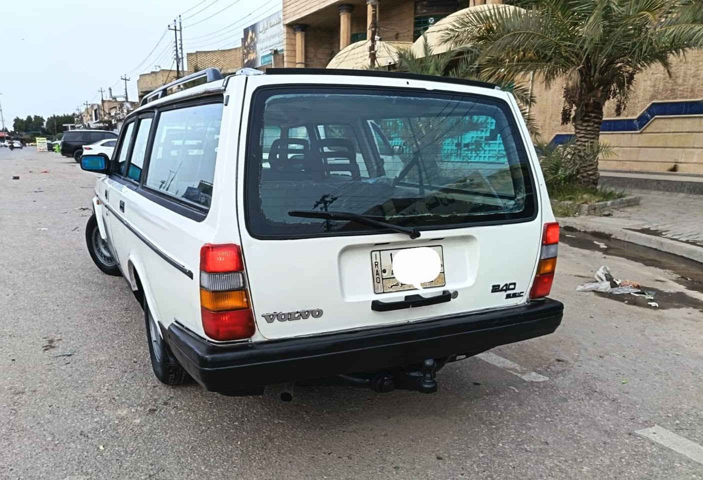 للبيع فالفو مديل ١٩٩١ رقم نجف الماني بأسم صديقي  مكينه ونجي تبريد شغال منظومه جديده شادها تايرات جدد باتري جديد  كامله من كلشي صبغ عام للجماليه  مكاني النجف حي الغري السعر ٥٨ بيها مجال غير متواجد على الفيس ... ***********
