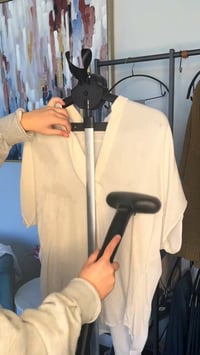 مكواة بخارية عمودية • ليبرونيك • خزان ١٫٦ لتر