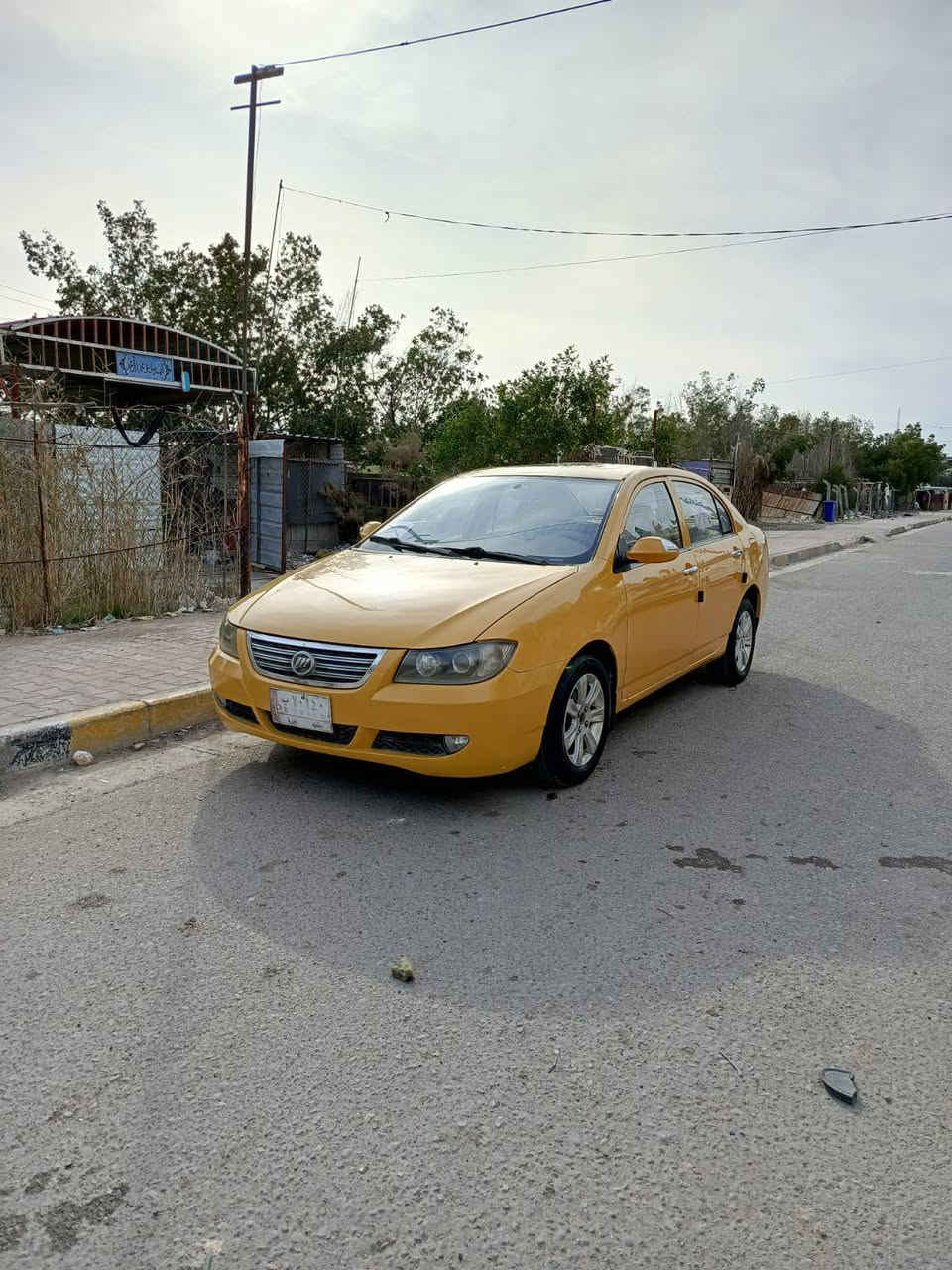 سلام عليكم ليفان 620 مكفولة من ضربه ومن صبغ ماعده جاملغ بي شويه صبغ مصفره هيه وغرامات صدر حداديه تبريد جديد السعر 50 رقم الهاتف ***********
***********
