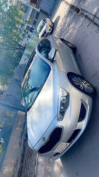 للبيع 2015فول ViP كفاله عامة (120KM) 07701566106