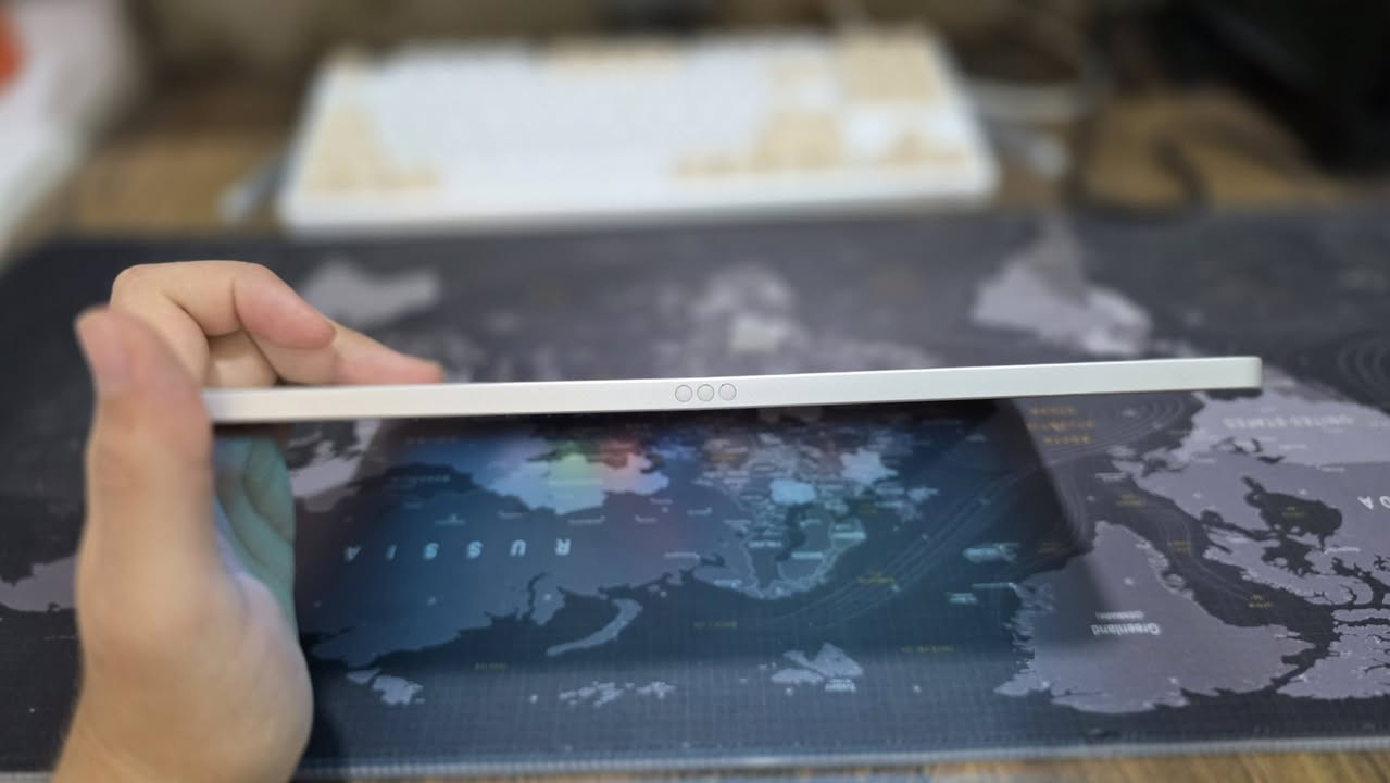 ايباد 10
ذاكرة 64
نظافة مثل ما موضح اخو الجديد
شاحنته وباكيته موجودات وكفر
استخدام قليل السعر 400 وبي مجال بسيط 
مكاني بغداد
***********
