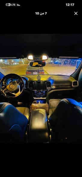 للبيع بـ179$ جيب كراند شيروكي 2018 بلاك توب 
• الموديل: 2018
• الفئة: بلاك توب
• المحرك: 6 سلندر
• العداد: ماشيه 150 ميل
• الويل: 20 بلاك توب
• الحالة: كلشي شغال
 • شاشة كبيرة
 • حساس خلفي
 • كاميرا
 • أوتو ستوب
 • كشنات جلد مخمل
 • كشن السايق كهربائي
 • تحكمات ستيرن كاملة
جنطة كهربائيه 
 • حادثها جاملغات أماميةوبنيد
 • المحرك ينقص (أتوقع كاسر رنگ)
 • باقي السيارة مكفول
رقم بغداد دولي بأسمي
الموقع: البصرة
📞 ***********
📞 ***********
