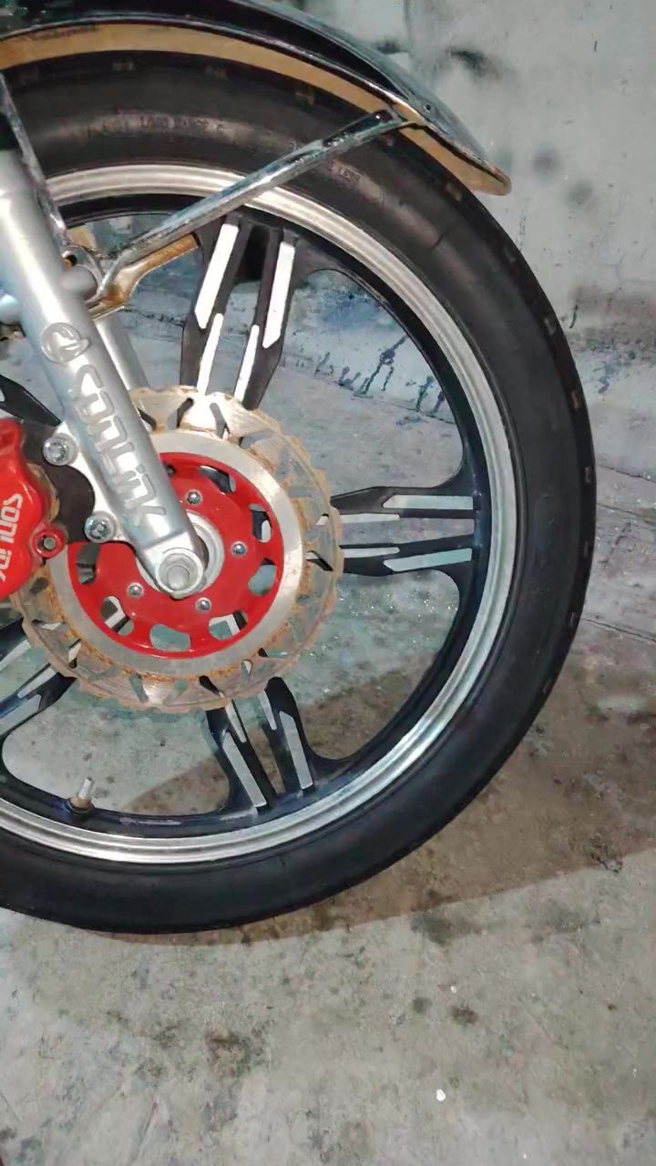 إيراني سيفان سونلنك ٢٠٠ كامله مكمله نقصها دشبولها طافي واشاير خلفيه تخبل محرك مفتوح مبدل دشالي هندر ما مجفته ولا ملعوب شرط بيها ٢٠٢٤ بغداد بوب الشام سعرها ٦٥٠ ملاحضه دراجه بدون صالنصه ابيع ينزل من سعر الدراجه


**إذا كنت صاحب هذا الإعلان وتريد حذفه لأي سبب، رجاءا أرسل رسالة إلى الدعم الفني**