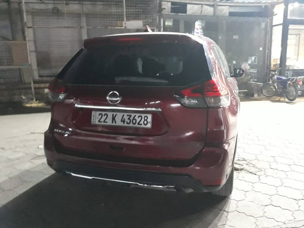 نیسان رۆگ ٢٠١٧
٤ پارچەی هەیە، ٢ چامرغی دواوە، چامرغی پێشی لای سەکن لەگەل بۆنیت سبوغە
سەنەوی تا مانگی ٩ ی ٢٠٢٨ نوێیە رەقەم باریک
هەموو شتی نوێیە و بێ کێشەیە أربيل, العراق


**إذا كنت صاحب هذا الإعلان وتريد حذفه لأي سبب، رجاءا أرسل رسالة إلى الدعم الفني**