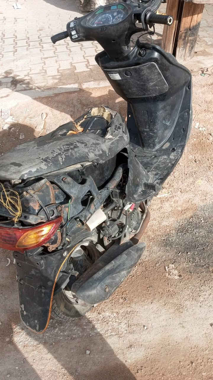 للبيع فراشه نكره سلف كهربائيات شغاله محرك نهضه ونعومه نجف حي العسكري ٢٣٠سعر ***********
