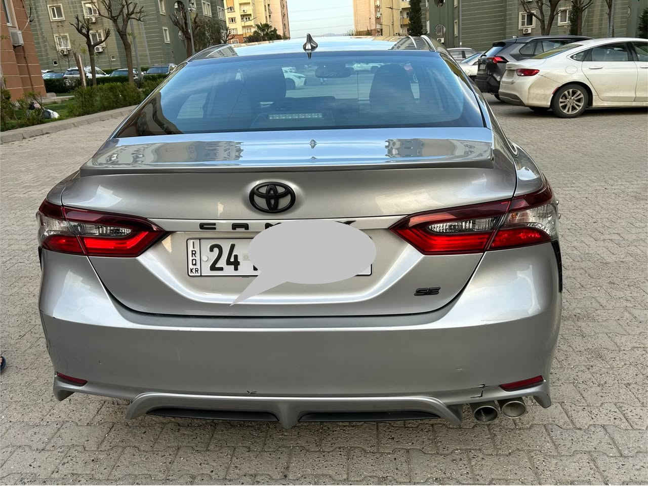 كامري se plus 2021
اللون سلفر 

كلين تايتل 

عداد المسافة 114.000 كيلومتر 

المواصفات (بصمة/فتحة سقف/كشن تدفئة/سترين تدفئة/شحن وايرليس/رادار جانبي /شاشة كبيرة/ تشغيل عن بعد/تبريد قطعتين)

السيارة لاتحتاج اي مصرف 

طخم تايرات جديدة 

تعديل بارد فقط بالجاملغ الخلفي للسكن( شبرين )

سنوية لغاية 2028

السعر 23.000 $ ومجال 

مكان السيارة دهوك معرض ارام كارس
للتواصل ***********
