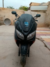 دراجه للبيع جاي امشي وطفت هسه ماعرف شنو العطل دير بس ما تشتغل ابيع كوم...