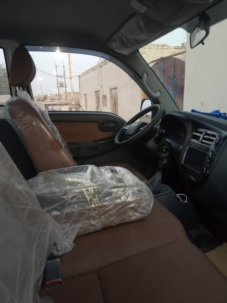 يالله كيه مديل ٢٠٢٥ بعدهي زيرو ماشيه ١١الف
كفاله عامه فول سستم 
غنيه عن تعريف بعد مواصفات ٢٥كله تعرفها ماحاجه ذكرها 
سياره ستخدام شخصي من جبته الحد الان مامحمل بيه اي شي رقم ذي قار بسمي رقم دوالي كفاله عامه من الشخط ***********سعر ١٧٠بيها مجال والمايعجبه سعر يطلع كبل اويكرمنه بسكوته مكاني ذي قار قضاء الفهود
