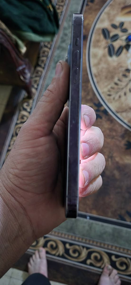 ايفون ١٤برو ماكس مبدل ظهر اصلي ذاكره ٢٥٦/باتري ٨٣ سعر جهاز قفل سعر ثابت ٦٧٥ مكاني بغداد شارع النضال ***********
