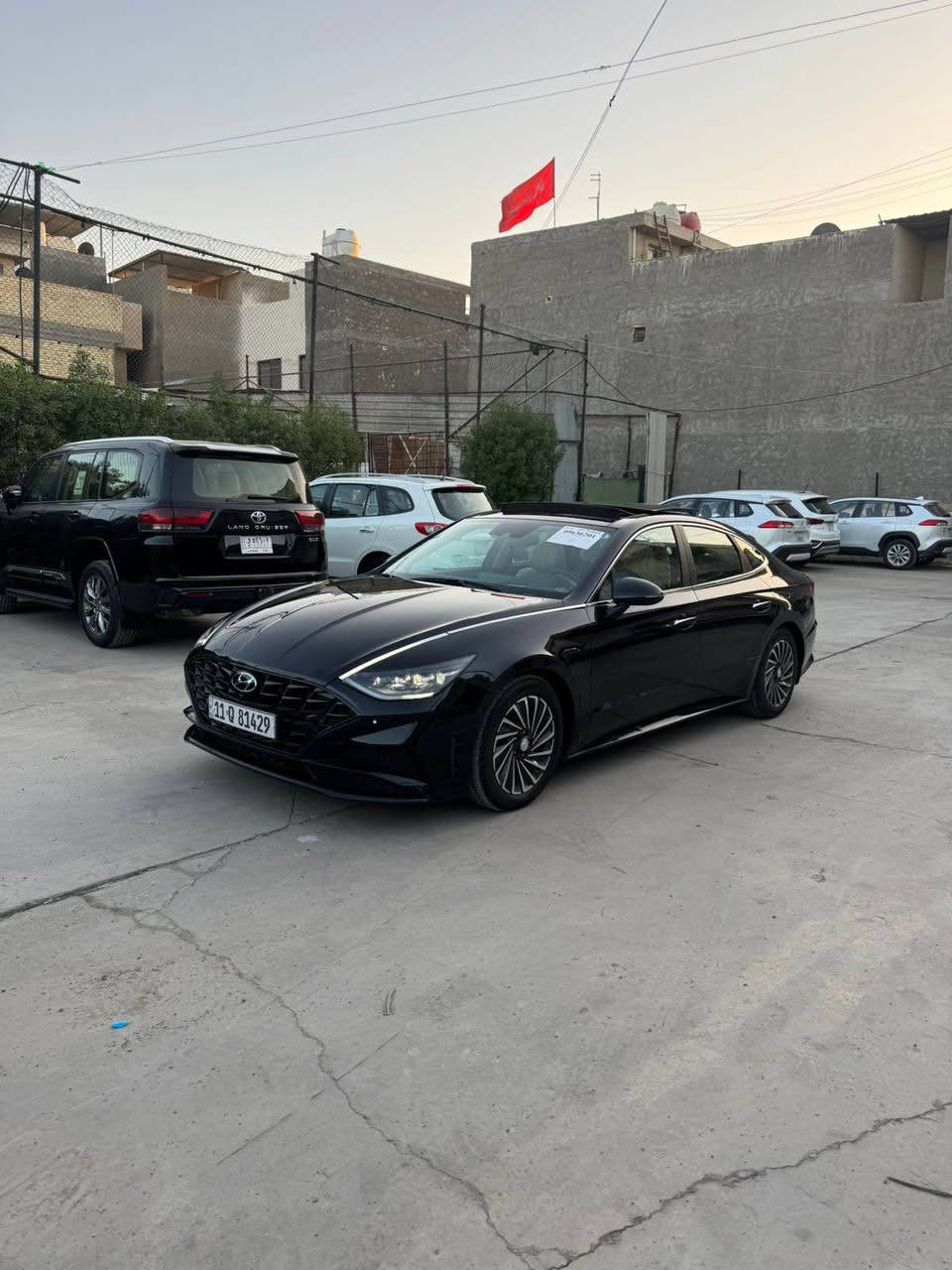 سلام عليكم 
سوناتا 2023 هايبرد فول مواصفات

1- داتشو 
2- كشنات كهرباء 
3- بانوراما 
4- 5 كامرات 
5- توقف ذاتي امامي خلفي 
6- حساسات امامي + خلفي + جانبي
7- داخل بيجي 
8- انظمة قياده عدد 5 
9- تحكم قياده بالبصمه رجوع + تقدم 
وبعد هواي مواصفات بيها السياره فول الفول 

السياره خير من الله ومناقصها شي 
السعر 175 ورقه وبيها مجال بسيط 
الشراي يتصل خاص ماجاوب *********** بغداد, العراق
