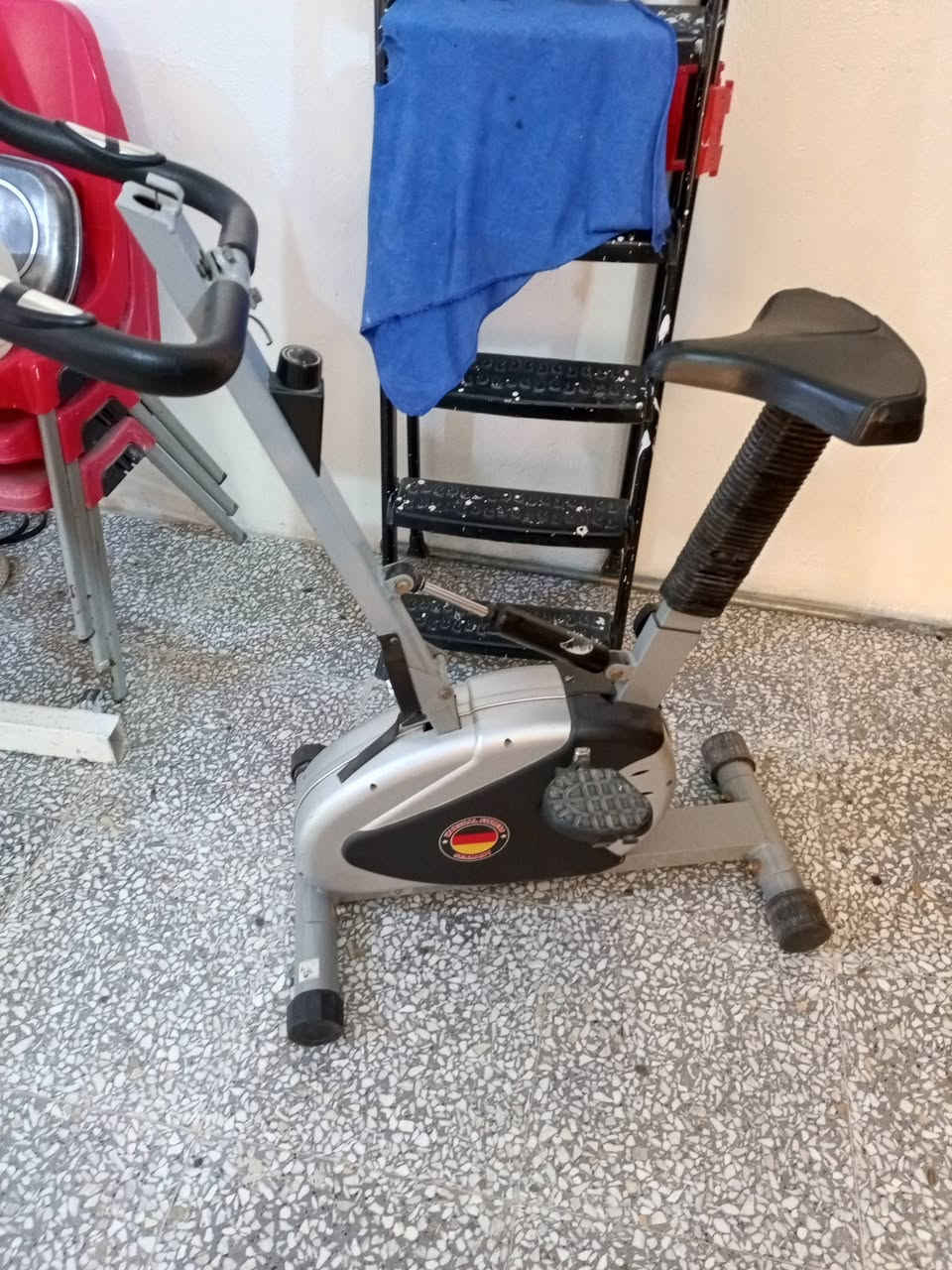 السلام عليكم للبيع كلمن بسعره الاستفسار اتصل على الرقم *********** مكان بغداد  حي النصر
