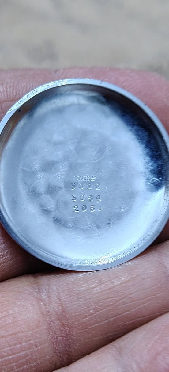 بسم الله الرحمان الرحيم
ساعة وست اند العريقة جيبه
قطر 35.5 ملم سويسري
سنتر ثواني منفصل اصلي فنتج مكينة صفرة 
تعمل بكفائة عالية نظافة جيد جدا
لتفاصيل اكثر او الحجز مراسلة الصفحة او الاتصال واتساب
***********
🌹الصدق والامانة شعارنا🌹
